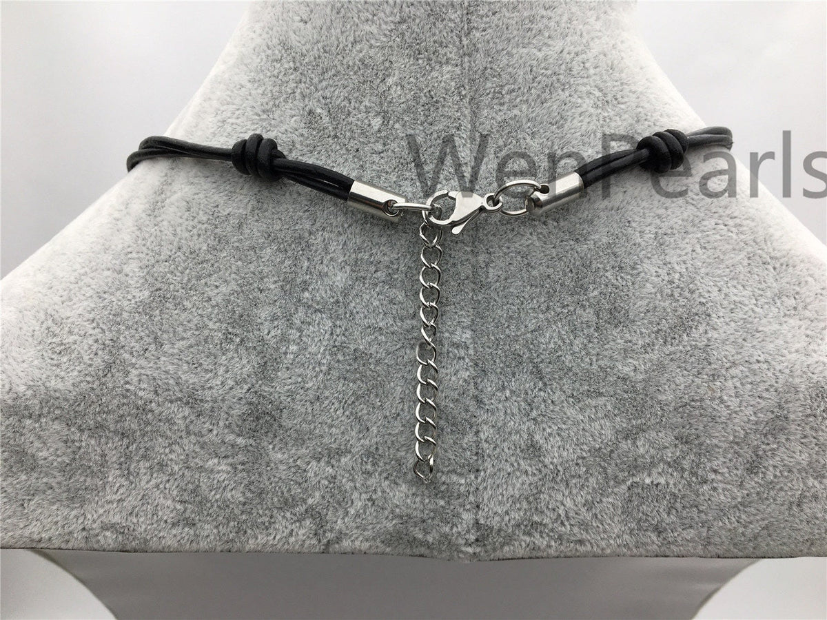 Three Big Pearl Leather necklace, White Freshwater pearl, Black Leather Pearl necklace, Select leather color, Le4-029