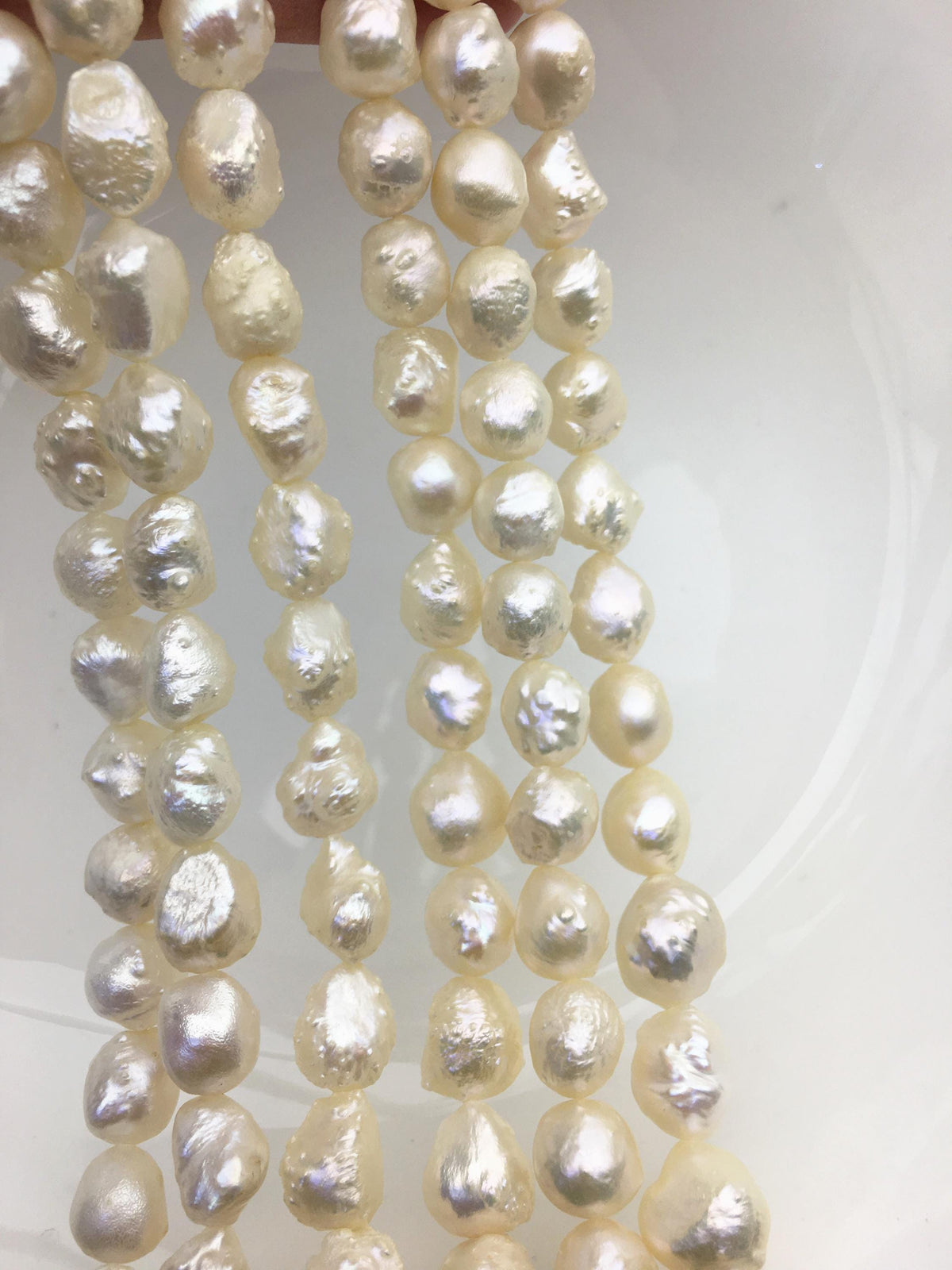 AAA 9-10mm natural white thorn freshwater pearl,LM9-T7