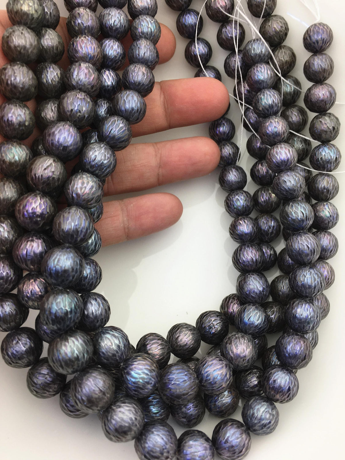 15.5'' AA+ 10-13mm Black Round Carved Freshwater Pearl - Hand Carved - CAC-T23