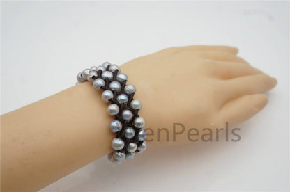Three rows Gray pearl bracelet, Leather Pearls Bracelet, Handmade Cuff, Gray Pearls on Brown Leather, Black leather bracelet, Le7-100