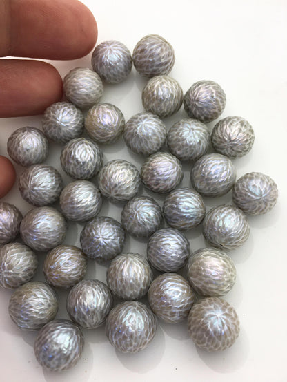 Shine!1pc AA+ 11-16mm Gray Near Round Carved Freshwater Pearl - no hole - Hand Carved - CAC-T1