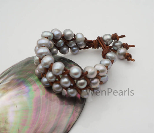 Three rows gray pearl bracelet, Leather Pearls Bracelet, Handmade Cuff, gray Pearls on Tan Leather, Brown leather bracelet, Le7-174