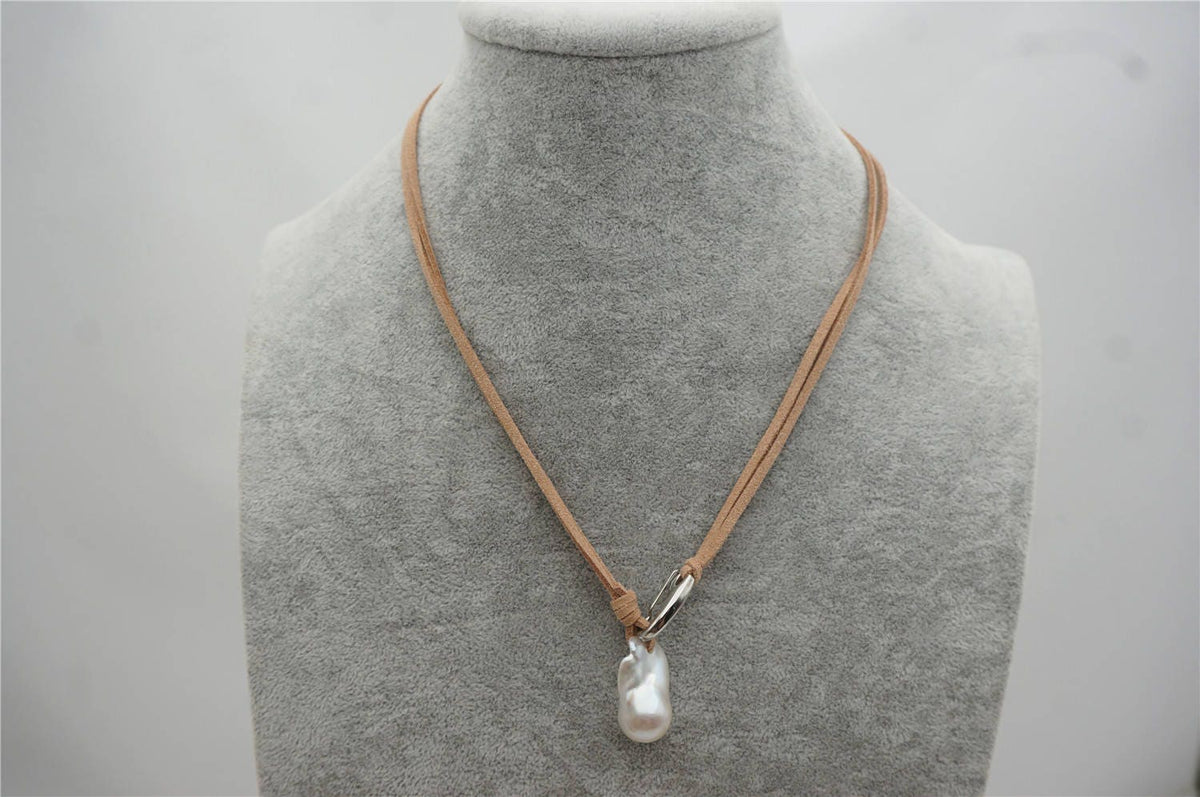 AAA Big Flameball Pearl Leather Cord Necklace, pearl and leather jewelry, leather necklace, creamy pearl, Le5-020