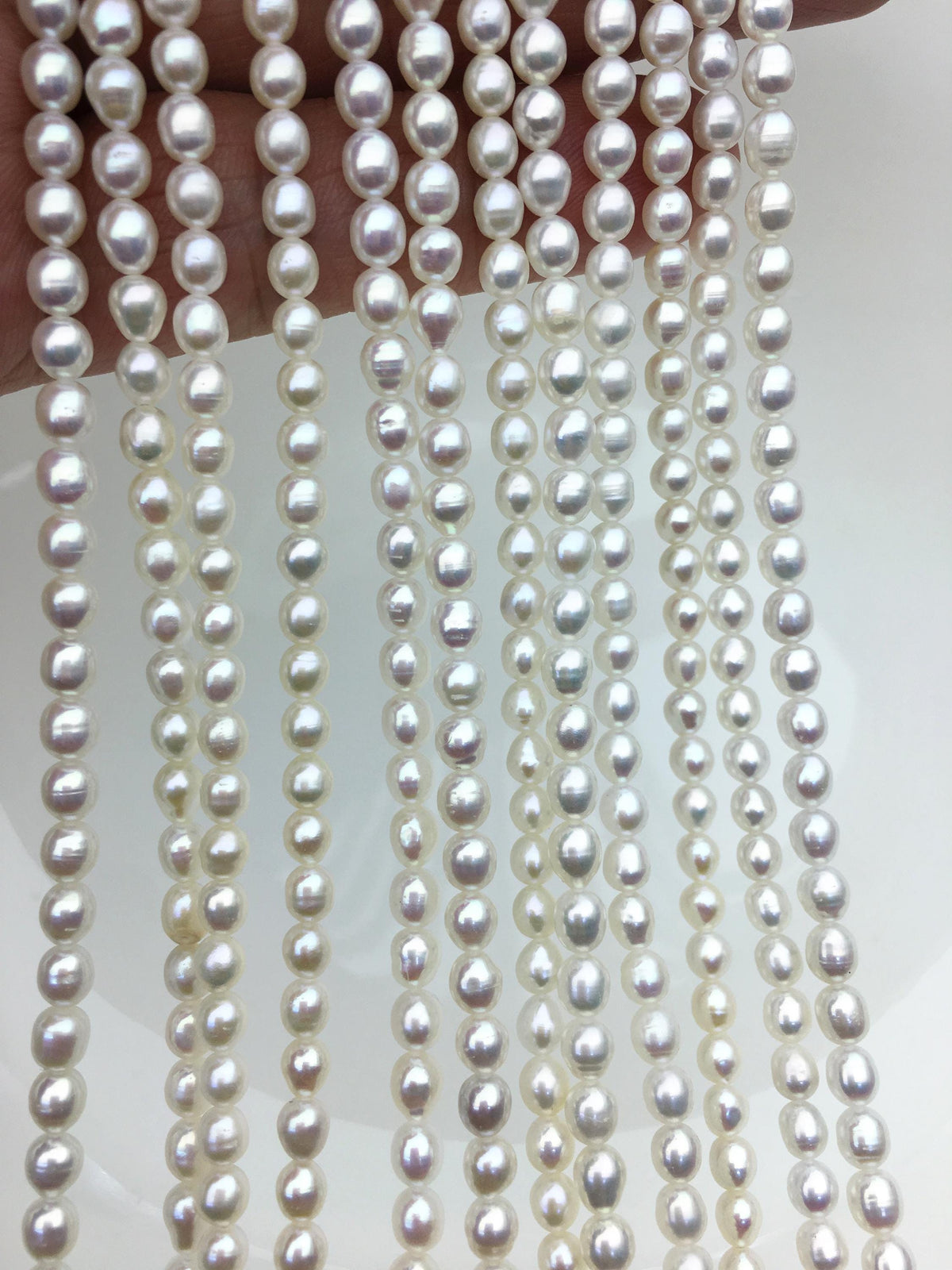 AA+ 4-4.5mm*4.4-5.6mm white rice freshwater pearls, Cultured white rice freshwater pearls beads strand, diy, LR4-2A-1