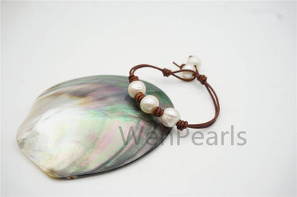 fashion jewelry, White pearl Leather Pearls Bracelet - plait leather bracelet - Select Leather Color - Genuine freshwater pearl - Le7-131