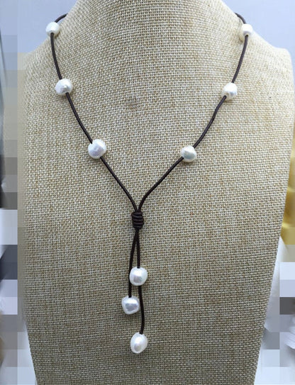 Baroque pearl leather necklace, Pearl and Leather Lariat Necklace, Leather Pearl necklace, Leather baroque pearl necklace, Tan leather, Le1-010