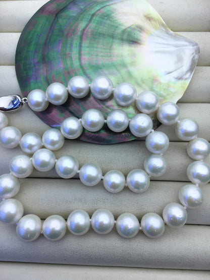 17.5 inches AA+ 11-13mm white round freshwater Pearl necklace, genuine freshwater Pearl necklace, Natural Pearl Necklace, NPN1-068