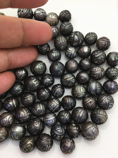 1pc AA 10-14mm Green Black Near Round Carved Tahitian Pearl - Hand Cared - Tattoo Tahitian Pearls, carved pearls, through hole, CAC-FLW-9-3