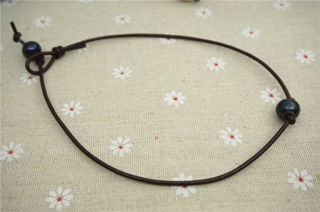 black pearl necklace, Freshwater pearl and leather necklace, Black pearl leather necklace, Pearl Choker, leather pearl necklace, Le1-016