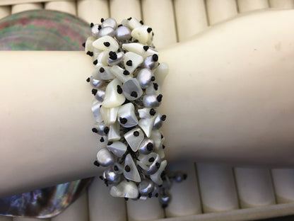 1pc handmade gray pearl and shell thread bracelet, adjust length, pearl bracelet, knotted freshwater pearl bracelet, Pearls Bracelet, B8-T3