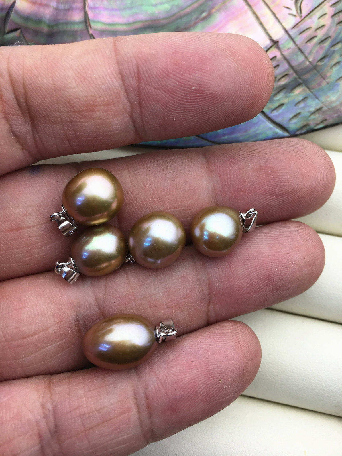 2pcs AAA 9.5-10mm brown yellow pearl pendant , Oval Rice Pearl necklace- NC1-T42