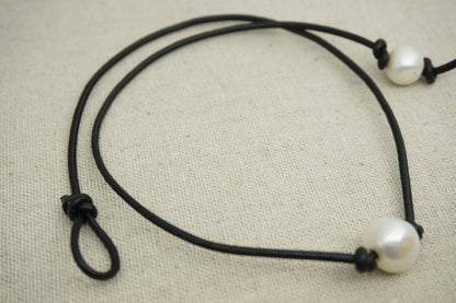 AAA Leather Pearl Choker, pearl choker necklace, Pearl Leather Necklace, Bracelet, Black Leather Pearl necklace, necklaces for women, Le1-004