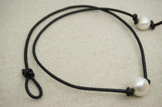 AAA Leather Pearl Choker, pearl choker necklace, Pearl Leather Necklace, Bracelet, Black Leather Pearl necklace, necklaces for women, Le1-004