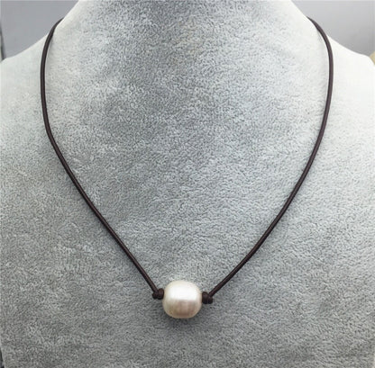 BIG Leather Pearl Choker, High Luster pearl, Pearl Leather Necklace, Ivory Freshwater pearl, Black Leather Pearl necklace, Le1-024