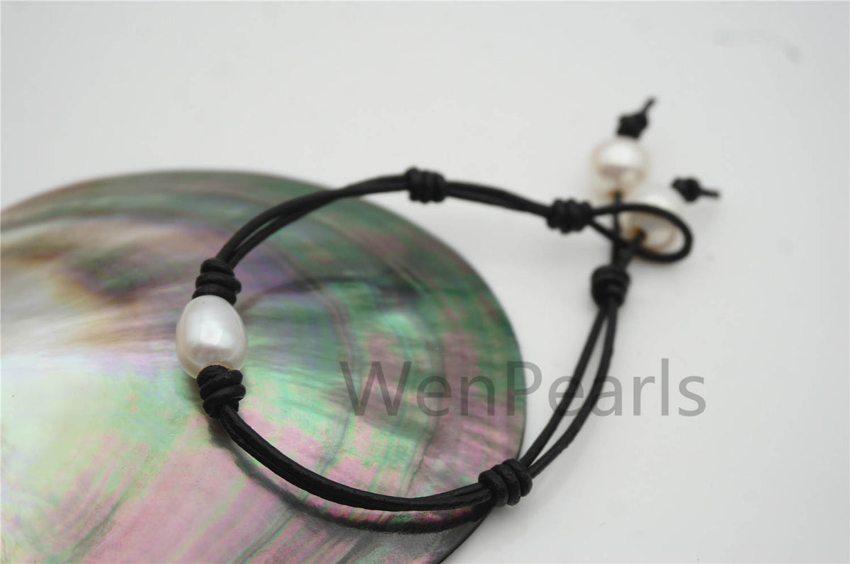 lovely rice pearl Leather Pearls Bracelet - plait leather bracelet - Select Leather Color - Genuine freshwater pearl - Le7-103