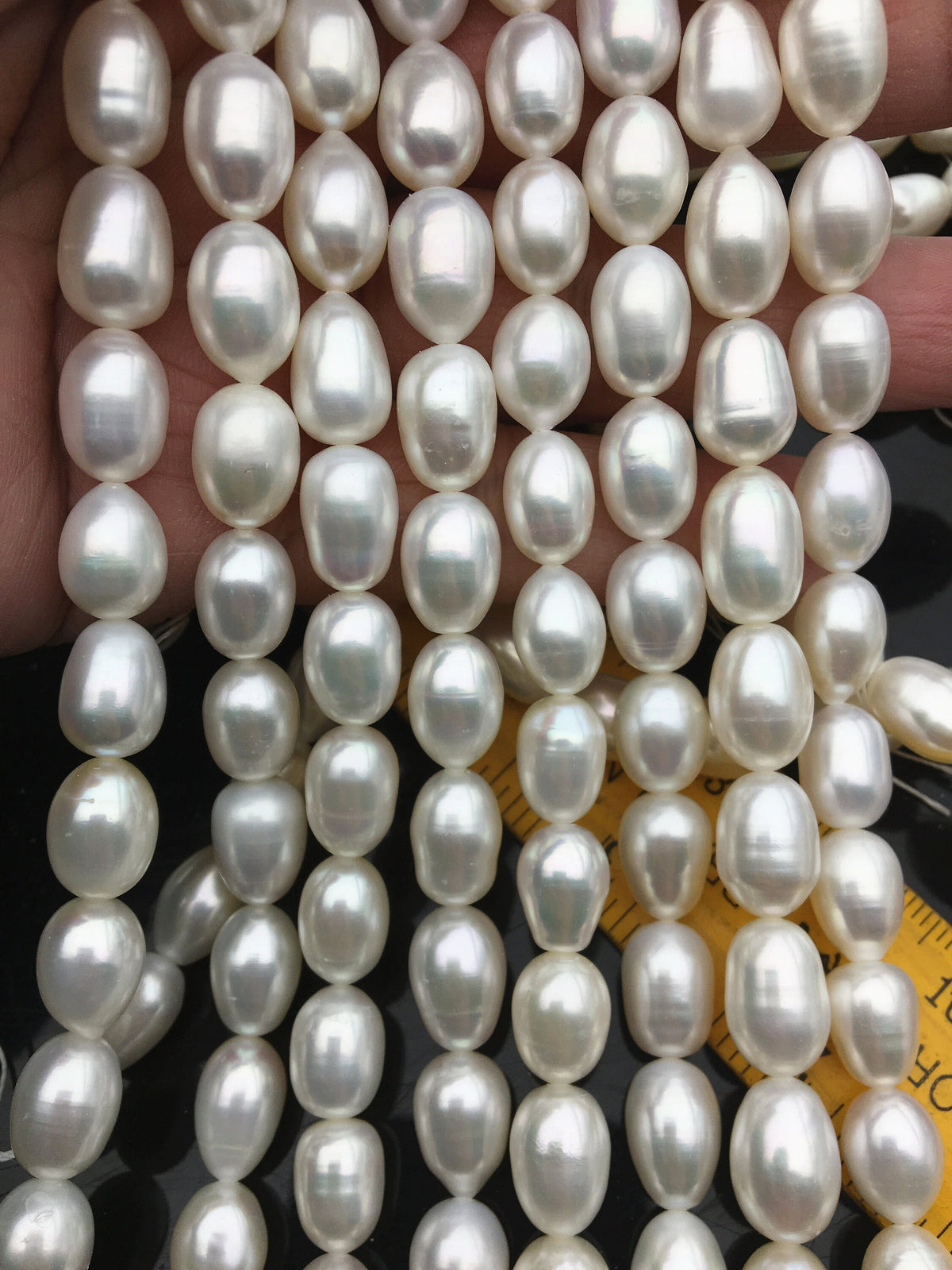 AA+ 8.4-9.3x11-13.5mm long rice Freshwater pearl, for leather pearl necklace, Cultured pearl, white oval pearl necklace, LR9-3A-90