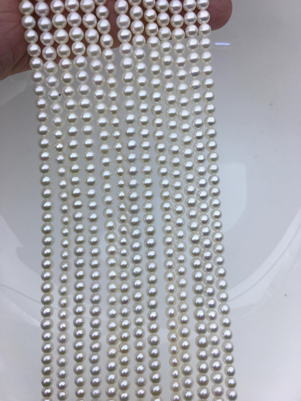 AAA- 3.5-4mm white round freshwater pearls, seed pearl, white pearl, full strand, round pearl strands, pearl wholesale, RP3-T6