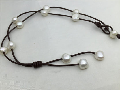 Baroque pearl leather necklace, Pearl and Leather Lariat Necklace, Leather Pearl necklace, Leather baroque pearl necklace, Tan leather, Le1-010