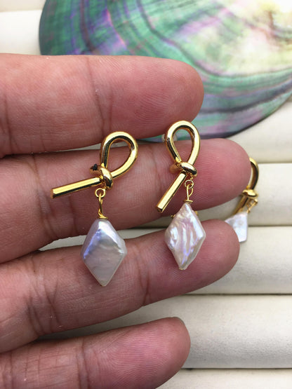 White Natural diamond shape baroque pearl stud earrings,wedding pearl earrings,SE3-131-6