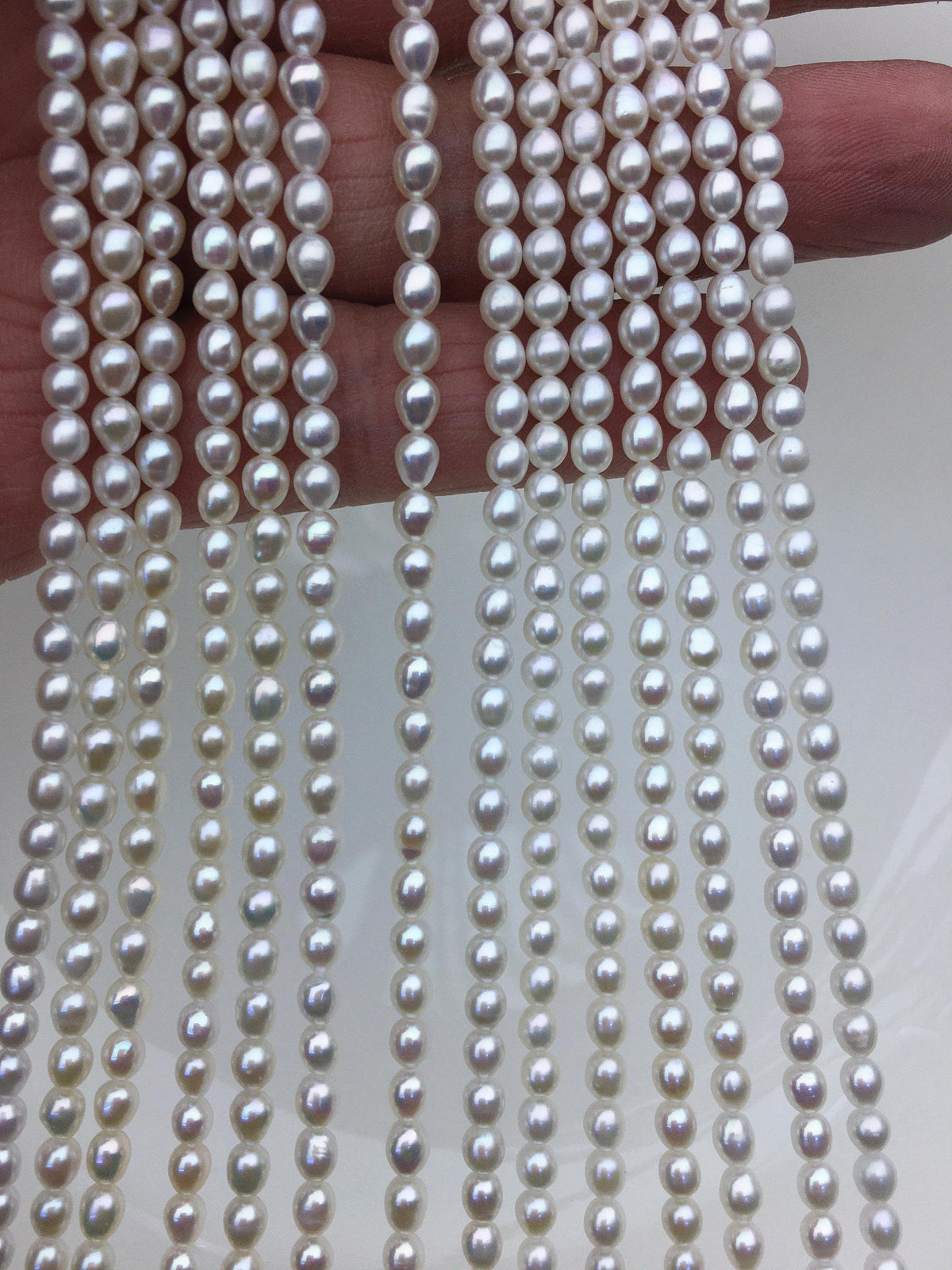 AAA 3.5-4x4-5mm white short rice pearls, full strand, oval loose pearl beads, diy pearl beads, genuine pearl, Cultured pearl, LR3-3A-33