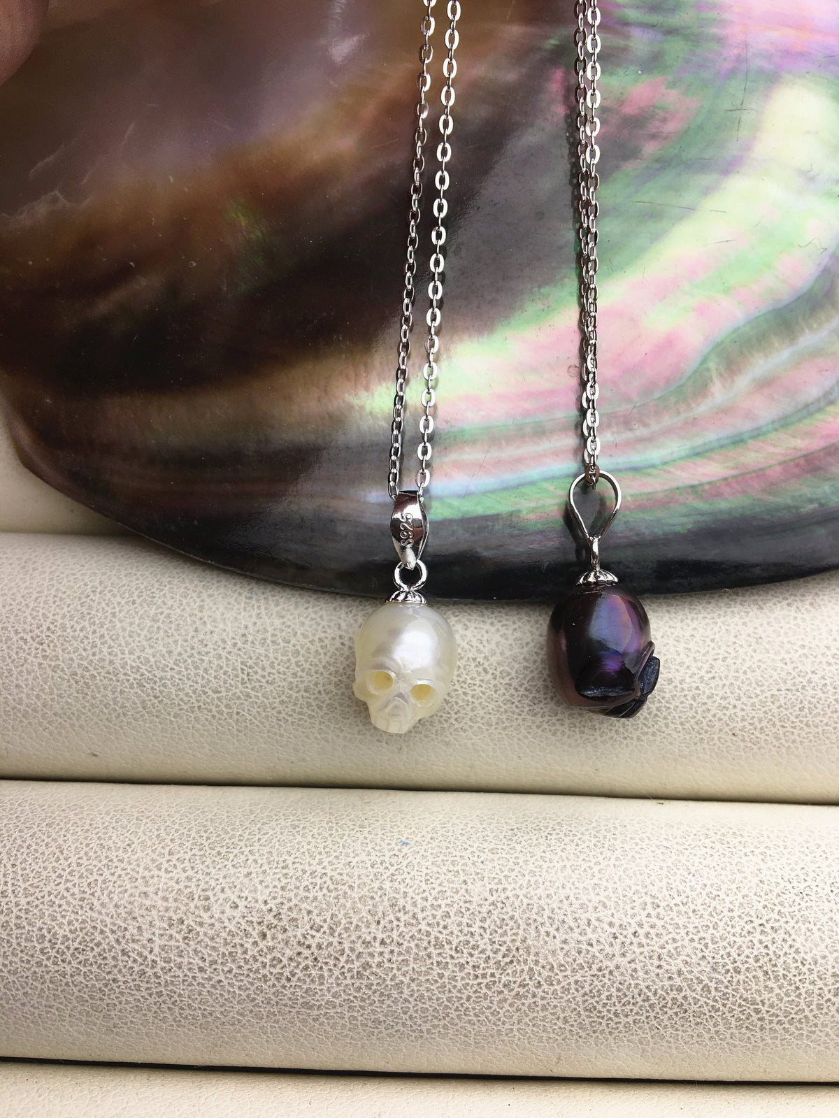 AAA 8mm white/pink/purple/gray/black handmade carved skull freshwater pearl pendant necklace, S925 Sterling silver pendant, NC1-012-9