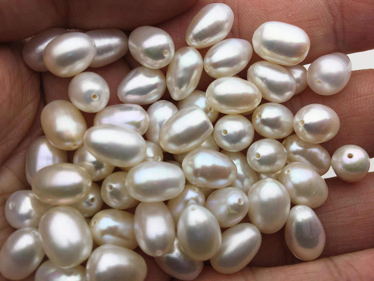 30pcs AAA 7.3-8.3mmx10.5-11.5mm LONG white rice freshwater pearls, white oval pearl, for make dangle pearl earrings, LR8-3A-5-1