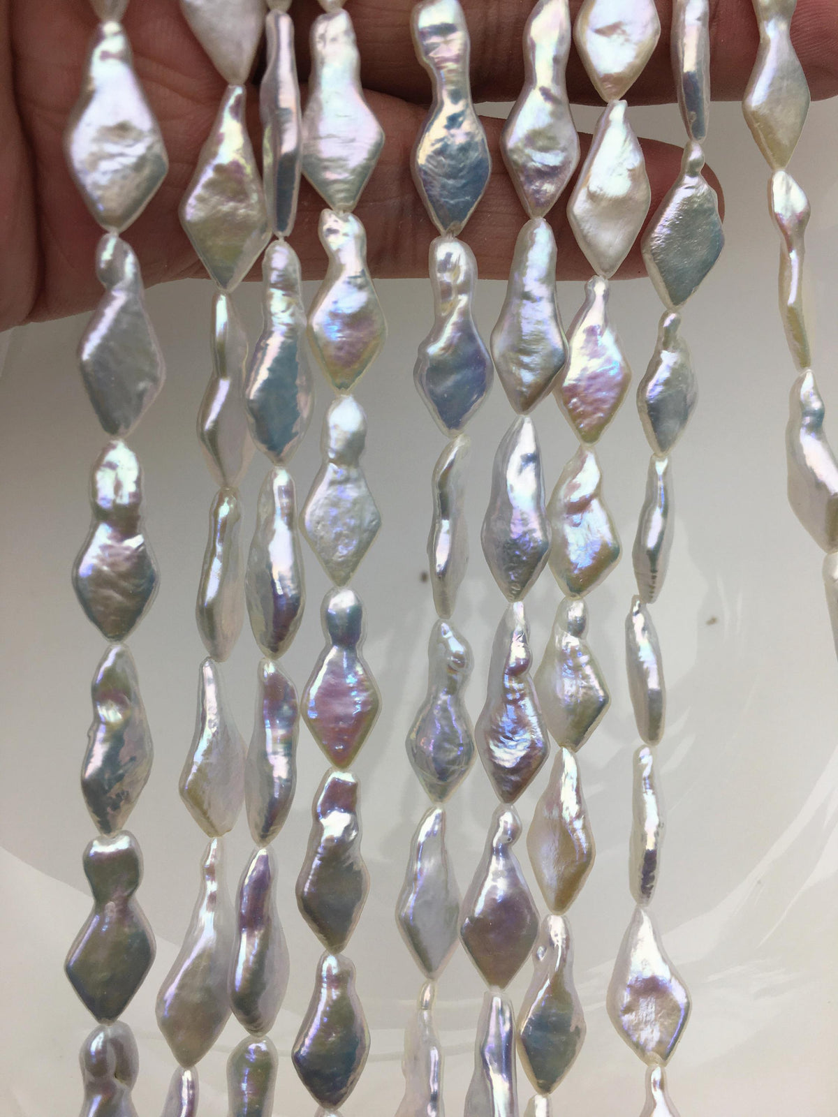 AAA 8-10x15-17mm White diamond Shape Freshwater Pearl,ZS-103-25