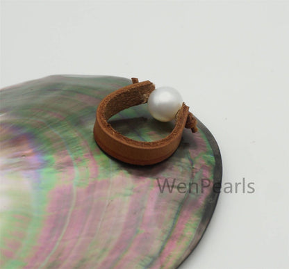 White Pearl and Leather Ring- fashion ring, Genuine freshwater pearl - Real leather - Select Leather Color - Le55-001