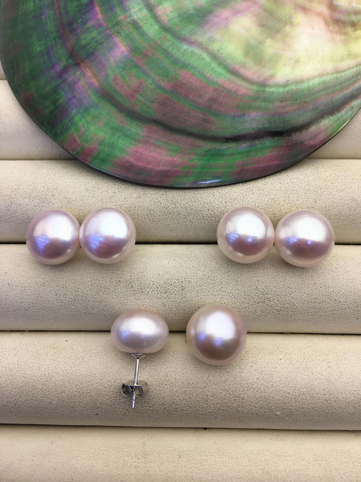 AAA 12-13mm light purple button round Pearl Stud Earrings, freshwater pearl earrings, classic pearl studs, SE1-069-27