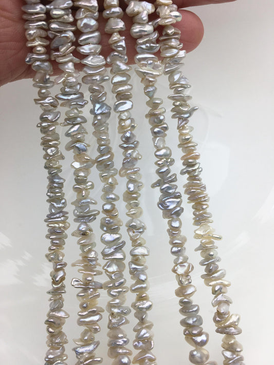AAA 4-5mm Tiny Natural Gray White Keshi pearls,Center drilled,ZS-128-1