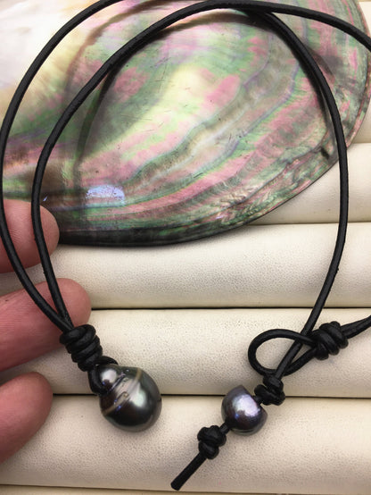 12-14mm Big Drop Tahitian Pearl Leather Necklace, Black Pearl, Black Leather Pearl necklace, Le11-011