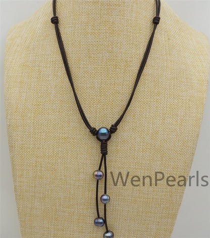 Black Green Potato pearl leather Drop necklace, Pearl and Leather Lariat Necklace, Leather Pearl necklace, Black leather pearl necklace, Le4-055